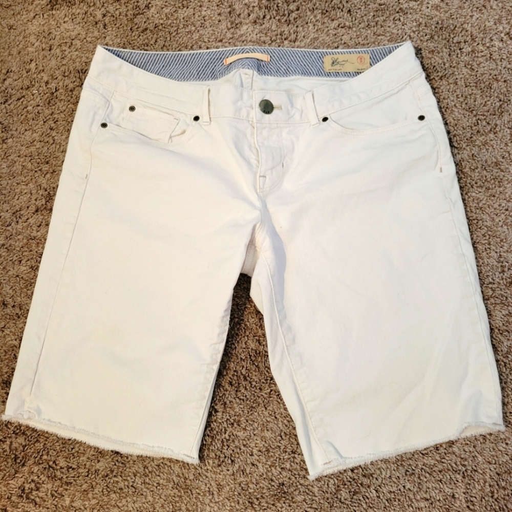 Gap white cut-off denim shorts sz 10⁰